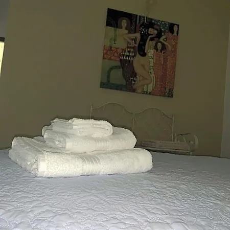 Nicola's House Bed & Breakfast Benetutti